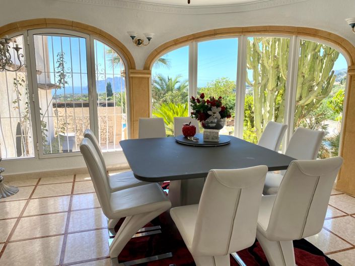 Image No.10-4 Bed Villa for sale