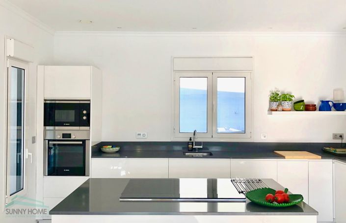 Image No.8-3 Bed Villa for sale