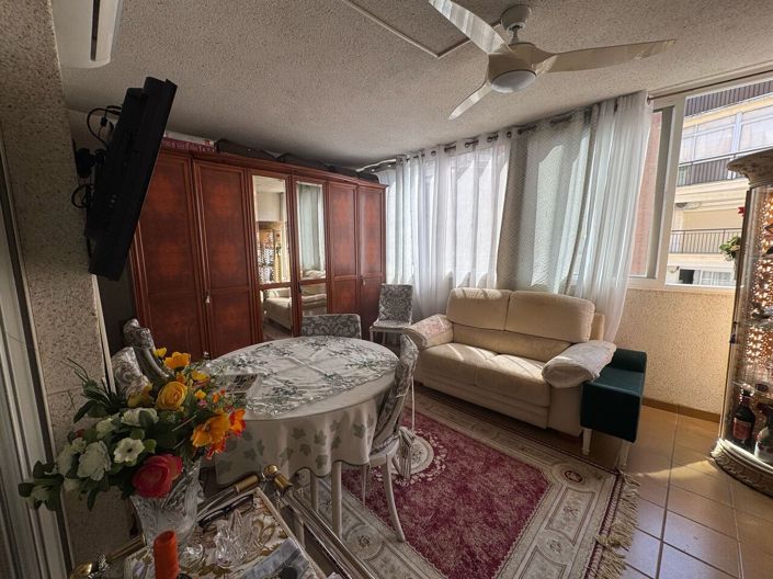 Image No.12-3 Bed Apartment for sale