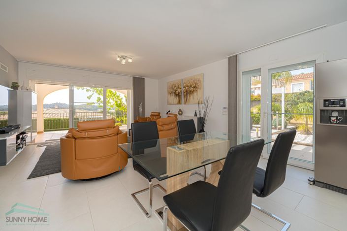 Image No.8-4 Bed Villa for sale