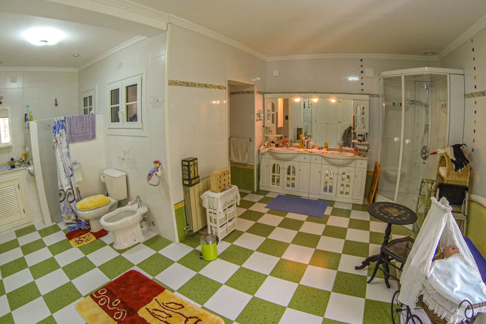 Image No.30-6 Bed Villa for sale