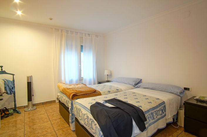 Image No.15-6 Bed Villa for sale