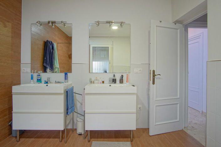 Image No.5-6 Bed Villa for sale