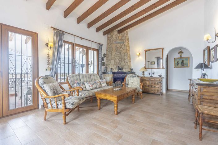 Image No.14-5 Bed Villa for sale