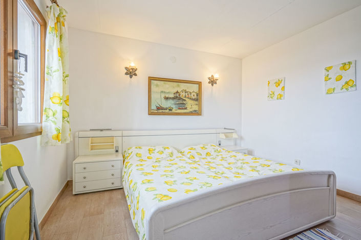 Image No.25-5 Bed Villa for sale