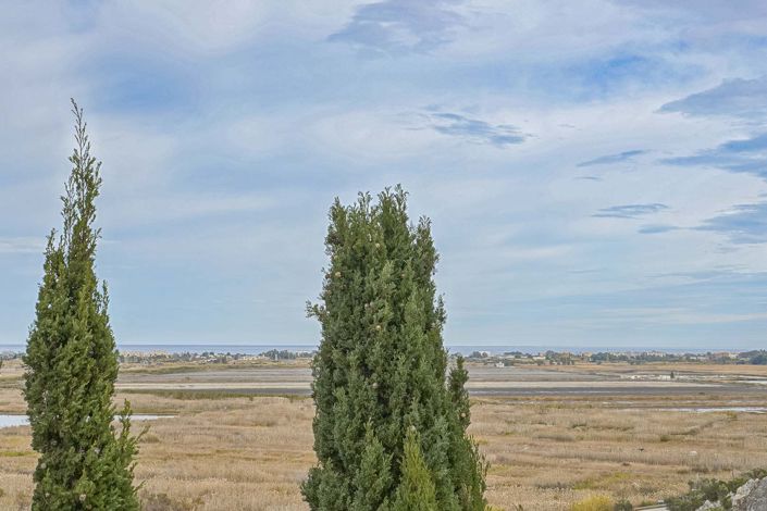 Image No.44-5 Bed Villa for sale