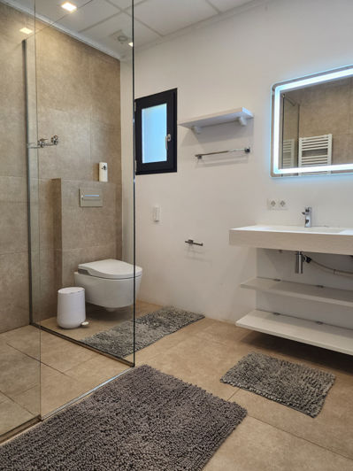 Image No.30-4 Bed Villa for sale