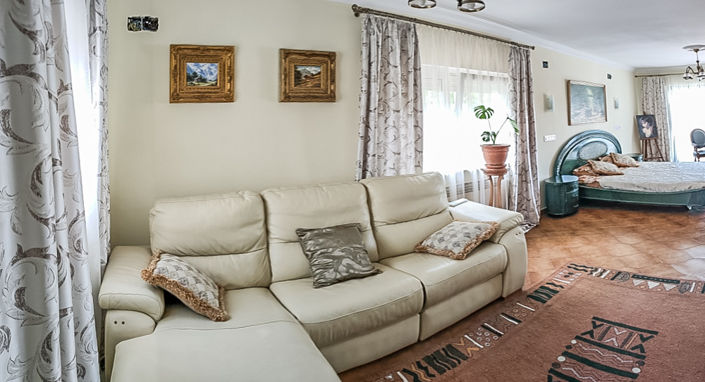 Image No.7-5 Bed Villa for sale