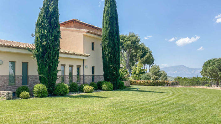 Image No.9-7 Bed Villa for sale