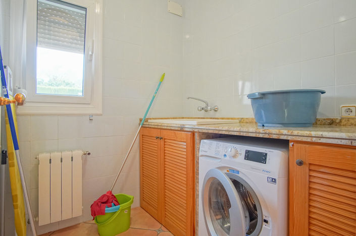 Image No.37-8 Bed Villa for sale