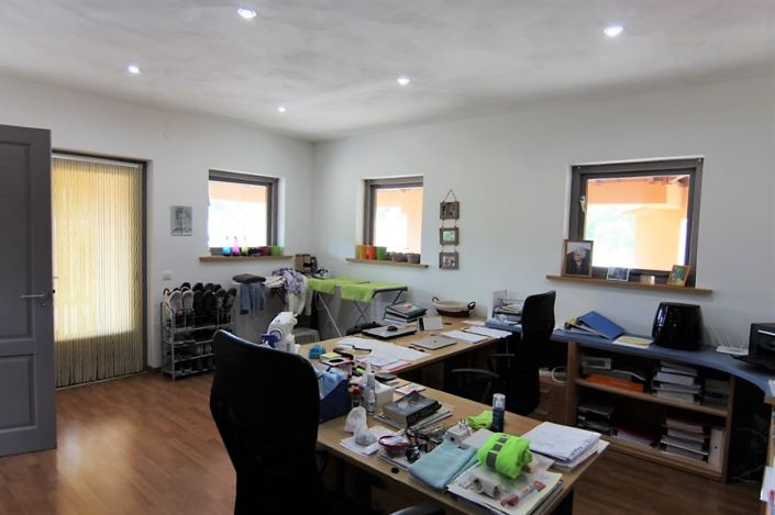 Image No.11-5 Bed Villa for sale