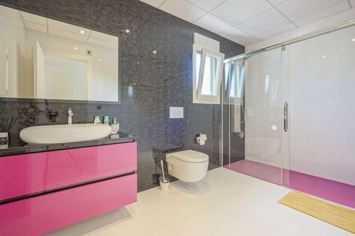 Image No.27-4 Bed Villa for sale