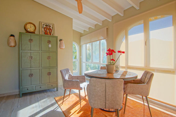 Image No.29-5 Bed Villa for sale