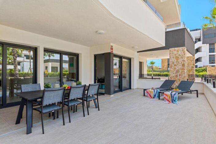 Image No.22-2 Bed Apartment for sale