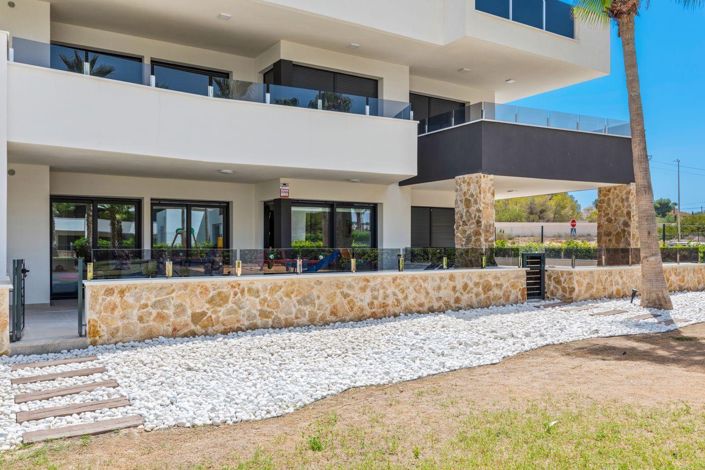 Image No.26-2 Bed Apartment for sale