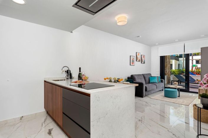 Image No.7-2 Bed Apartment for sale