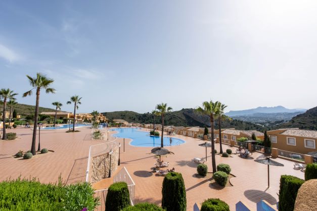 Image No.34-2 Bed Apartment for sale