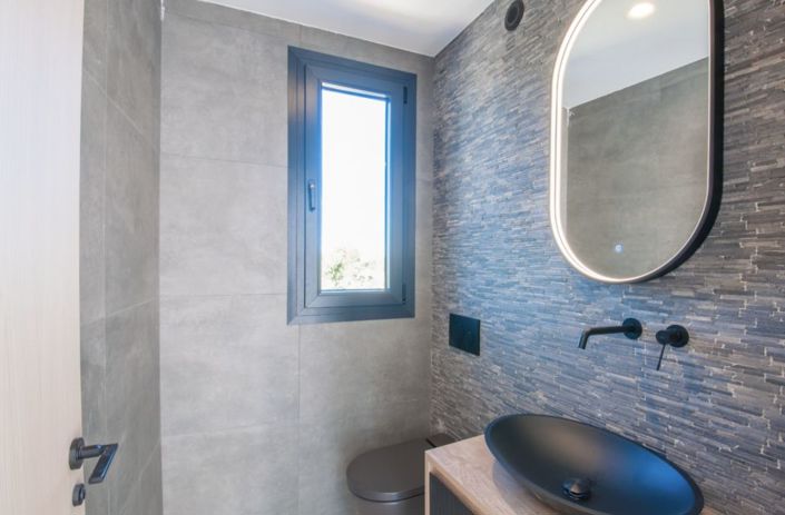 Image No.32-3 Bed Villa for sale