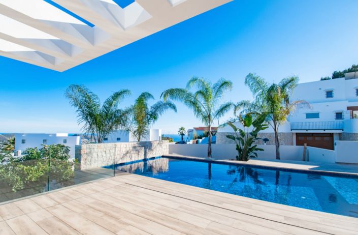 Image No.47-3 Bed Villa for sale