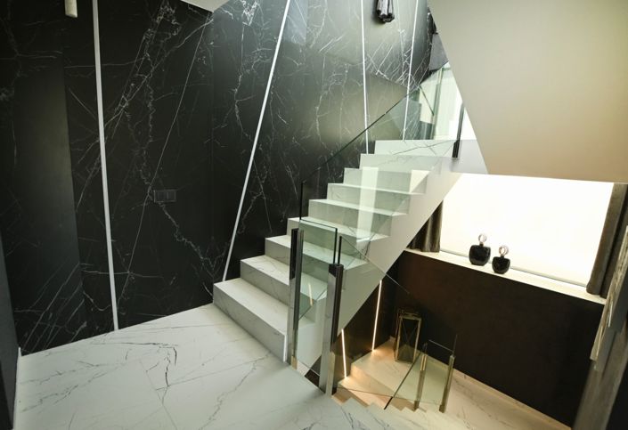 Image No.34-5 Bed Villa for sale