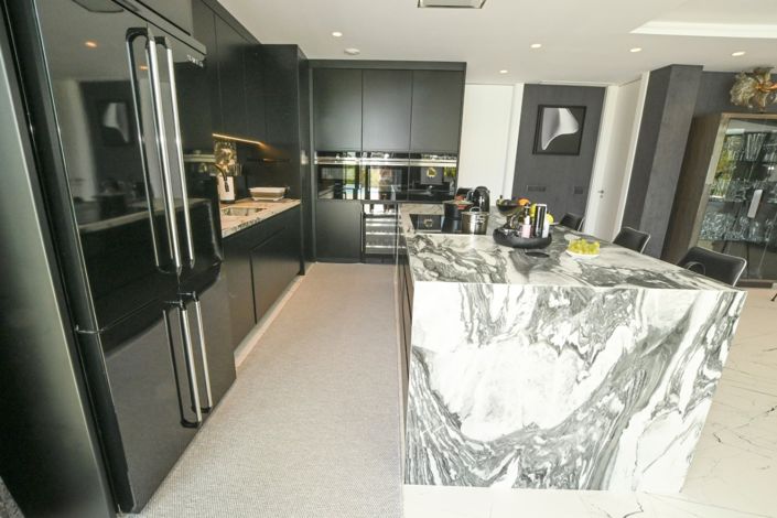 Image No.4-5 Bed Villa for sale