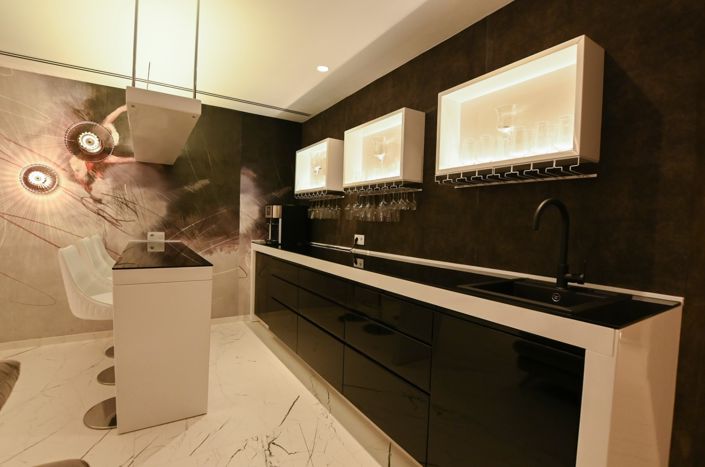 Image No.48-5 Bed Villa for sale