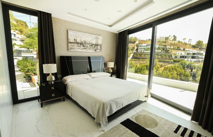 Image No.50-5 Bed Villa for sale