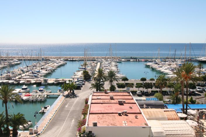 Image No.9-4 Bed Villa for sale