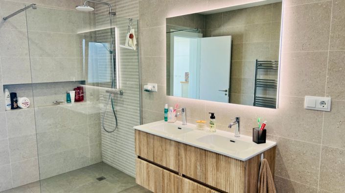 Image No.10-4 Bed Villa for sale