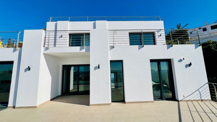 Image No.21-4 Bed Villa for sale