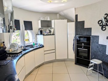 o1ivb3iltk11eoiv3dca1b1j1tcc3u