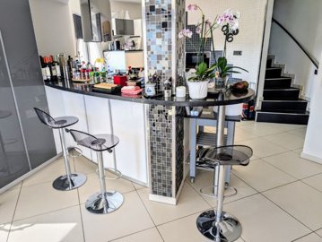 o1ivb3iltk1a68a0r1ad4mn88vi3v