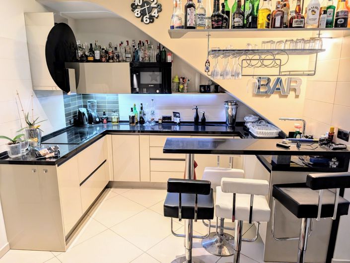 Image No.20-3 Bed Villa for sale