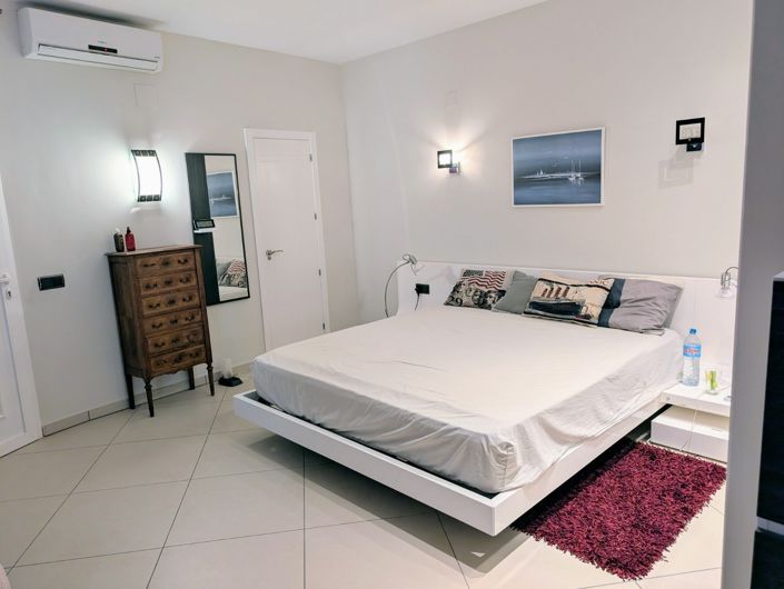 Image No.21-3 Bed Villa for sale