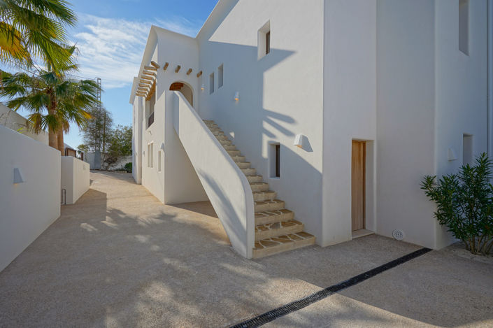 Image No.4-5 Bed Villa for sale