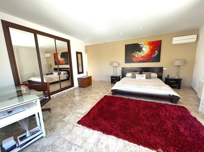 Image No.9-3 Bed Villa for sale