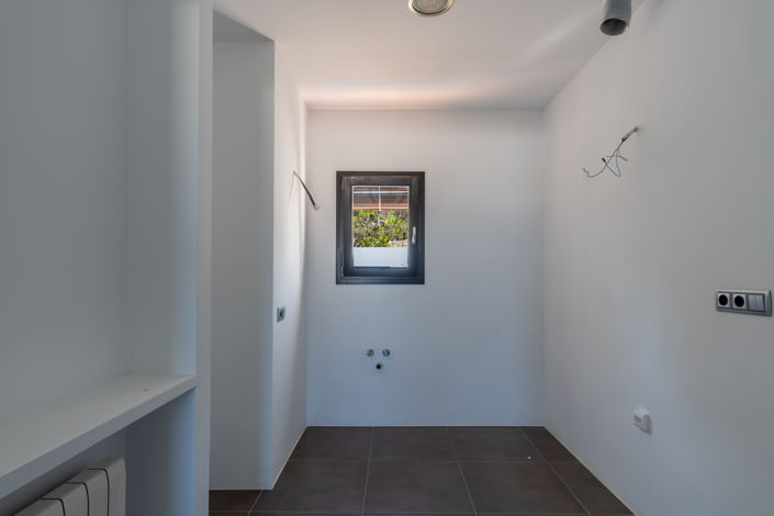 Image No.21-3 Bed Villa for sale