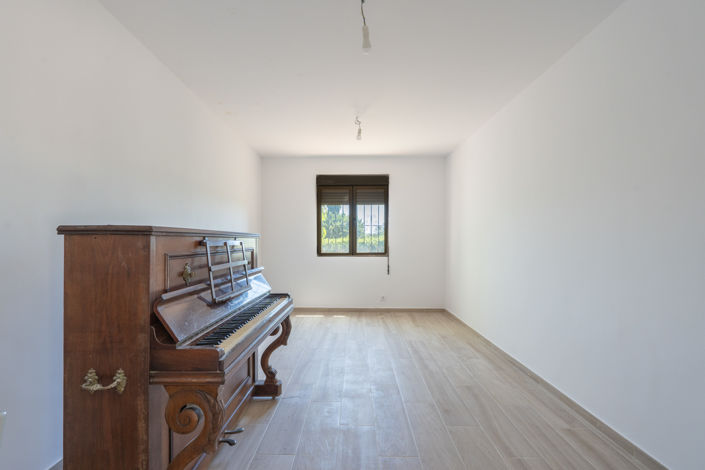 Image No.9-4 Bed Villa for sale