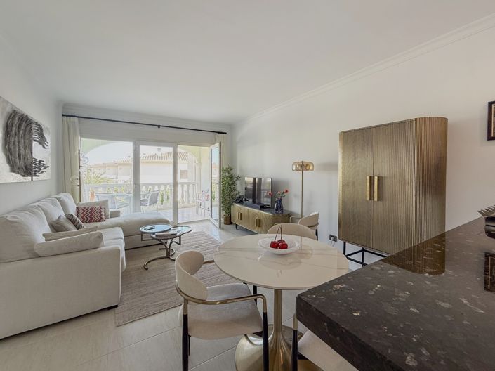 Image No.10-2 Bed Apartment for sale