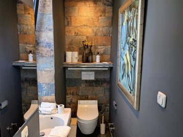 o1j2i0u6v4lab1qervai10n818et32