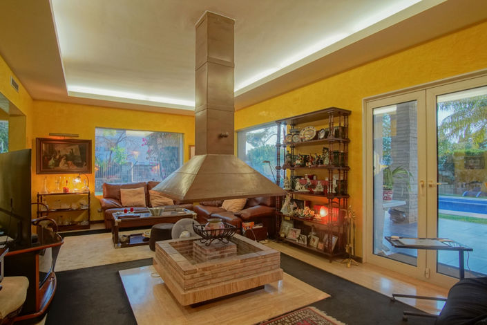 Image No.15-4 Bed Villa for sale