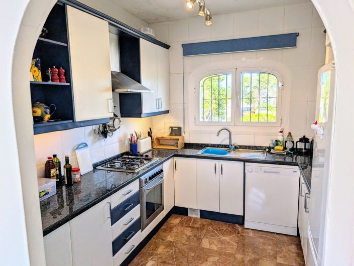 Image No.17-4 Bed Villa for sale