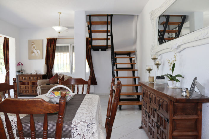 Image No.12-5 Bed Villa for sale