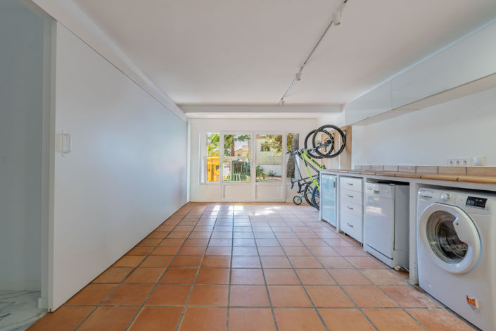 Image No.35-5 Bed Villa for sale