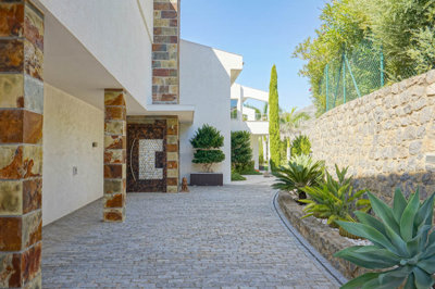 22191-villa-for-sale-in-altea-1519753-large