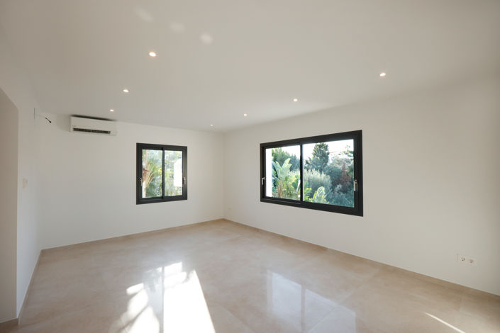 Image No.23-4 Bed Villa for sale