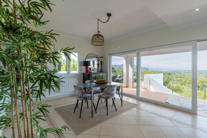 Image No.18-3 Bed Villa for sale