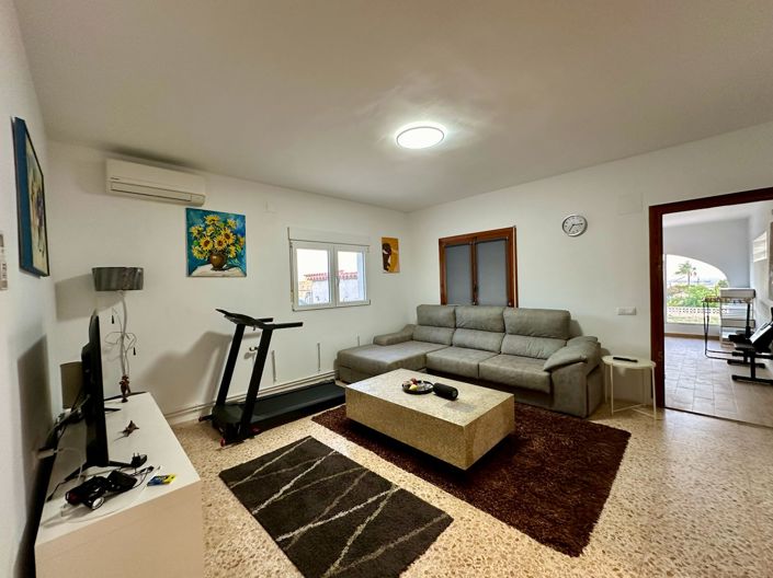 Image No.12-4 Bed Villa for sale