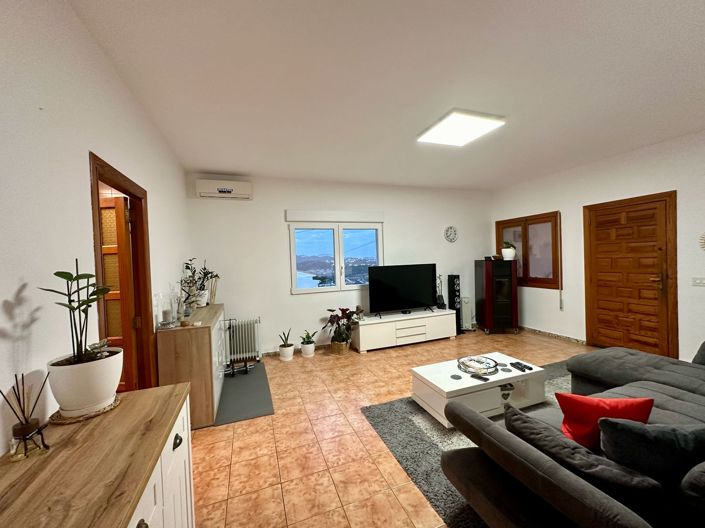 Image No.6-4 Bed Villa for sale