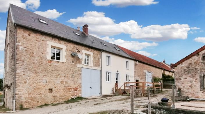 Image No.3-Propriété de pays de 7 chambres à vendre à Fursac